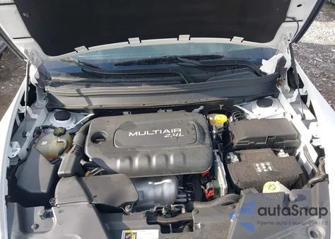 2017 Jeep Cherokee Sport Fwd z USA, uszkodzony, nr VIN 1C4PJLAB8HW641273